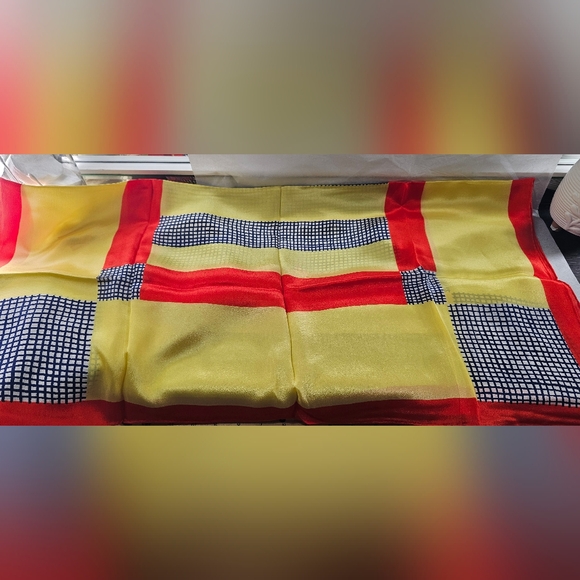 Bill Blass Red and Yellow Checkered Scarf 100% Silk Handrolled - Picture 4 of 6